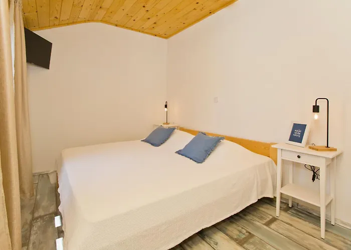 Robinson House T'n't Дом отдыха